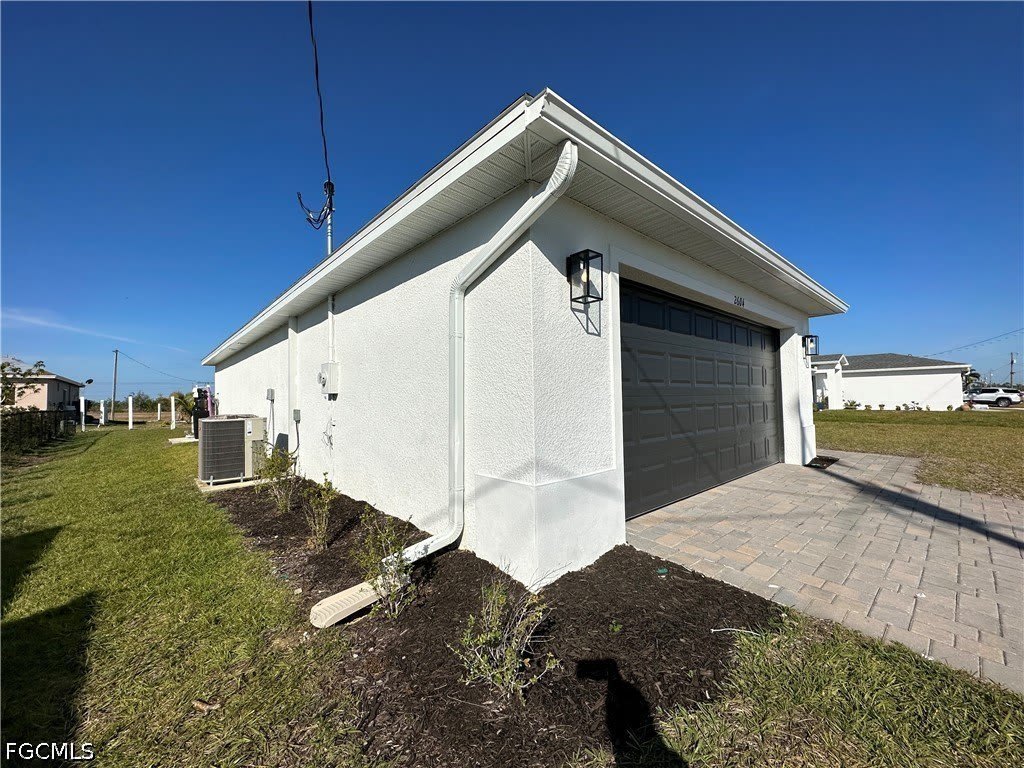 2604 NW 8th Place – photo 2