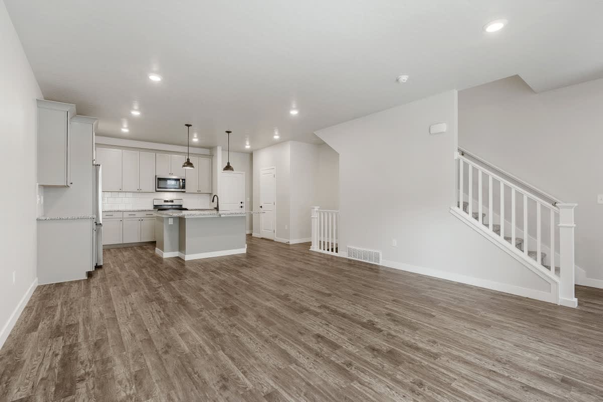 4323 West Dixon Way – photo 5