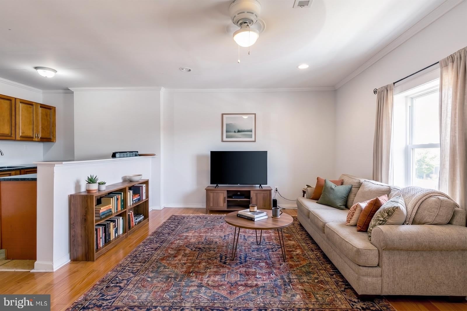 2024 RIDGE Avenue – photo 1