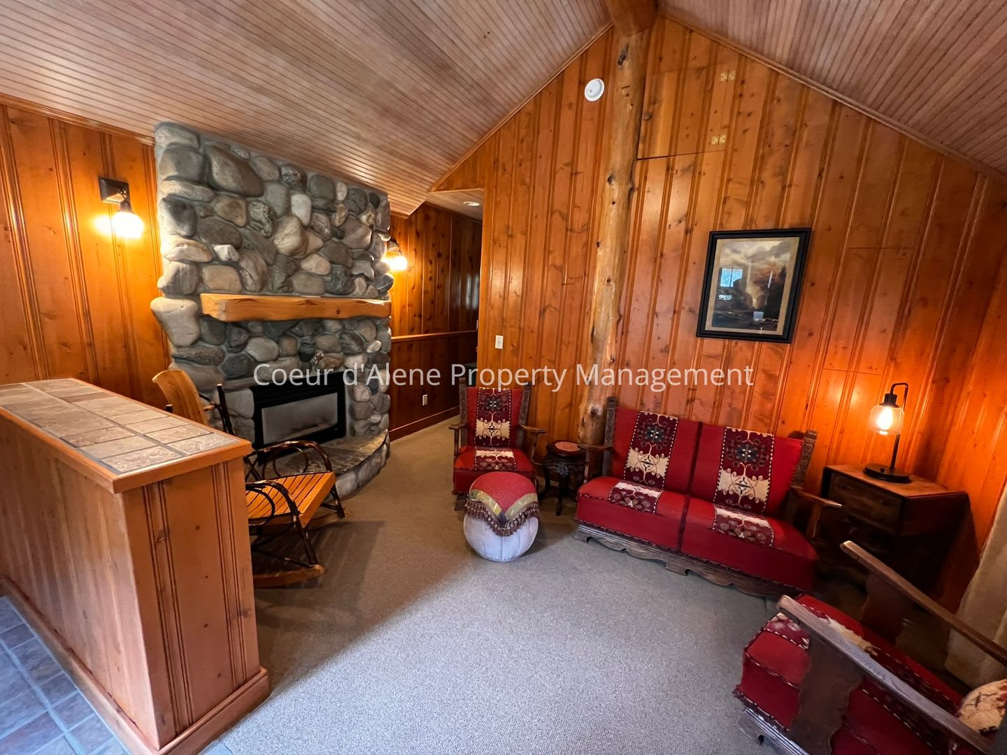 One Of A Kind Cottage Near Hayden Lake Country Club – photo 2