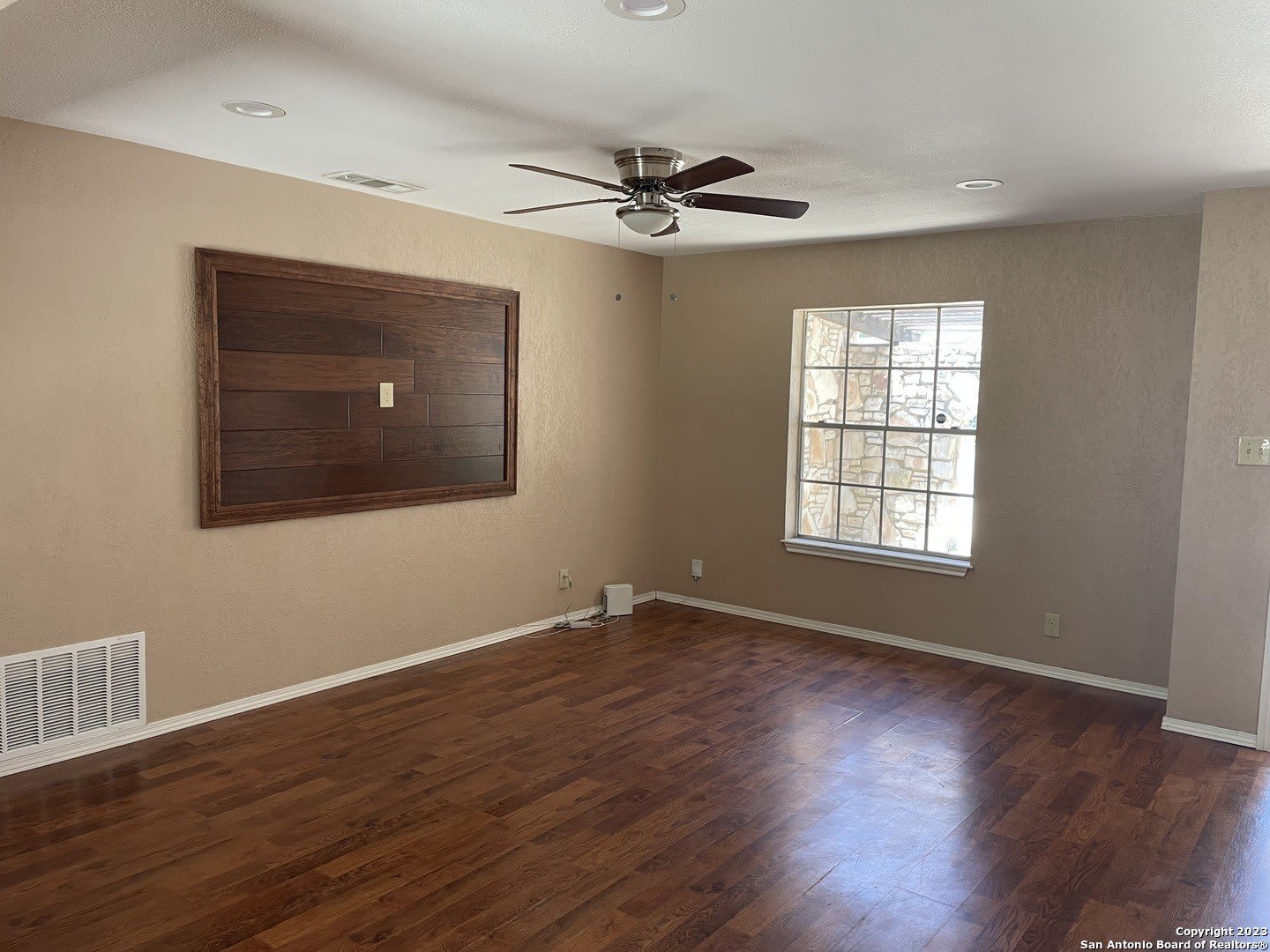 834 PORTER ST – photo 3