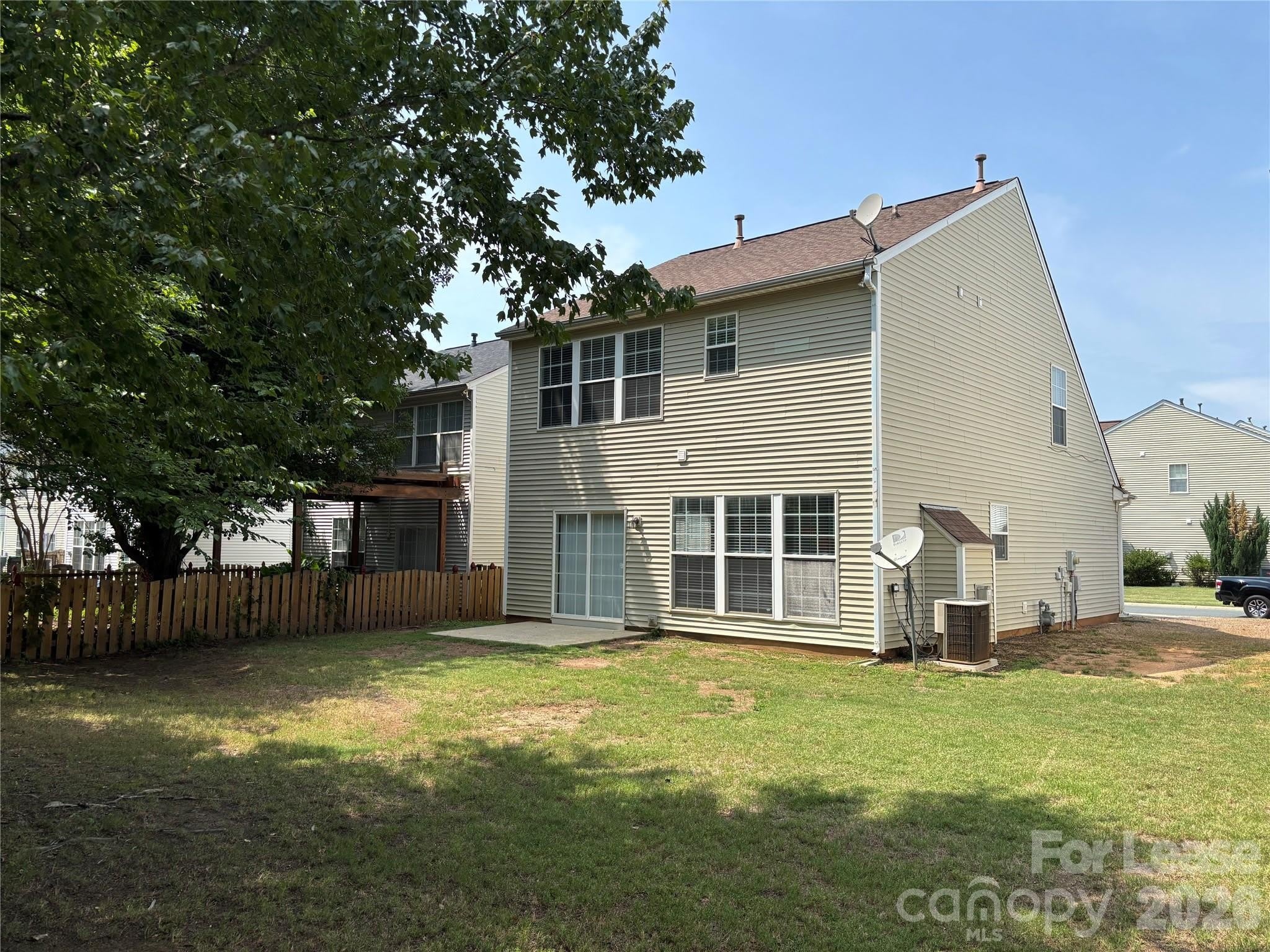 2435 Normancrest Court – photo 3