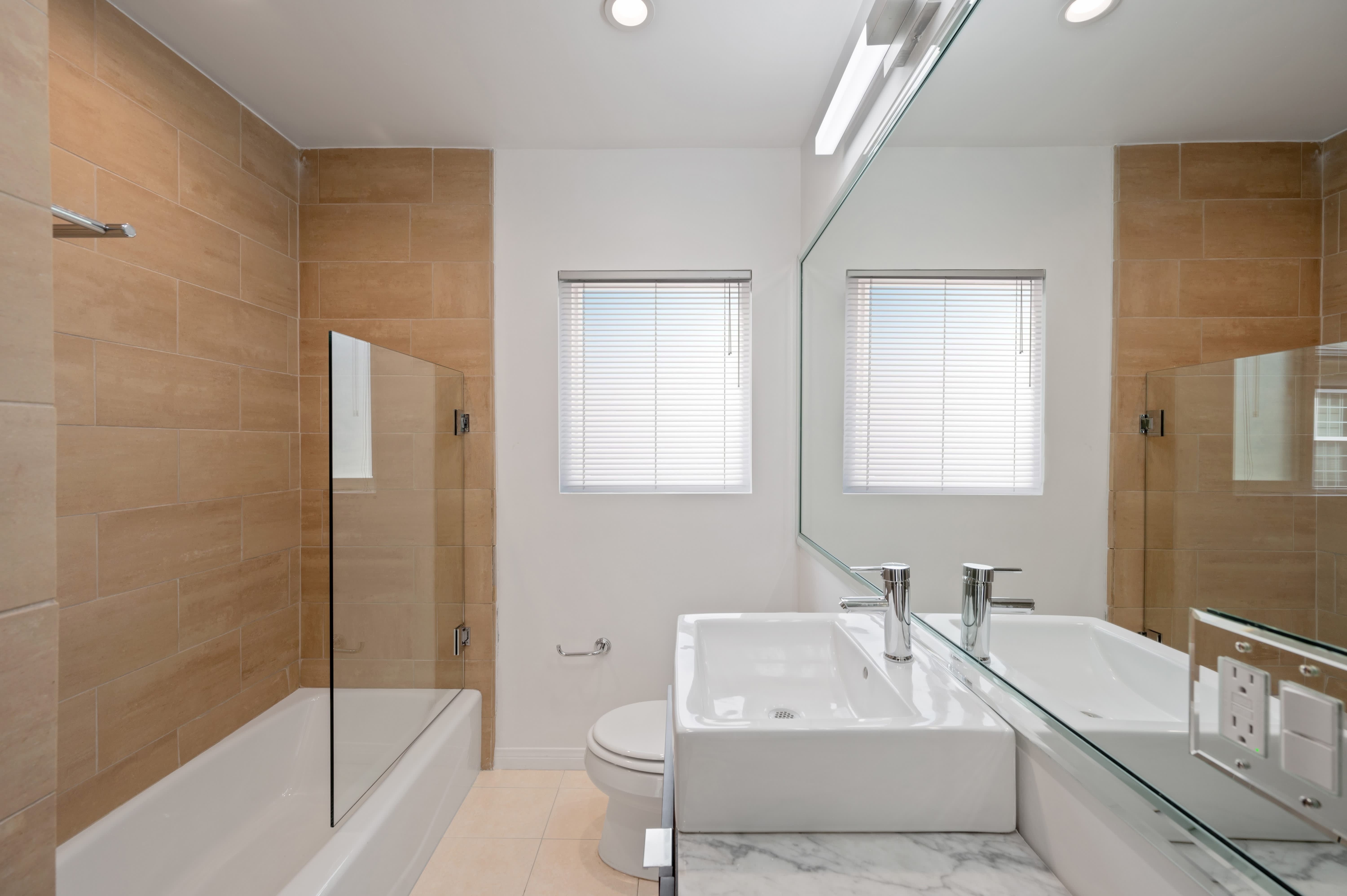1117 Cochran Ave – photo 1