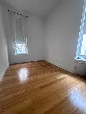 227 E 14th St – photo 1