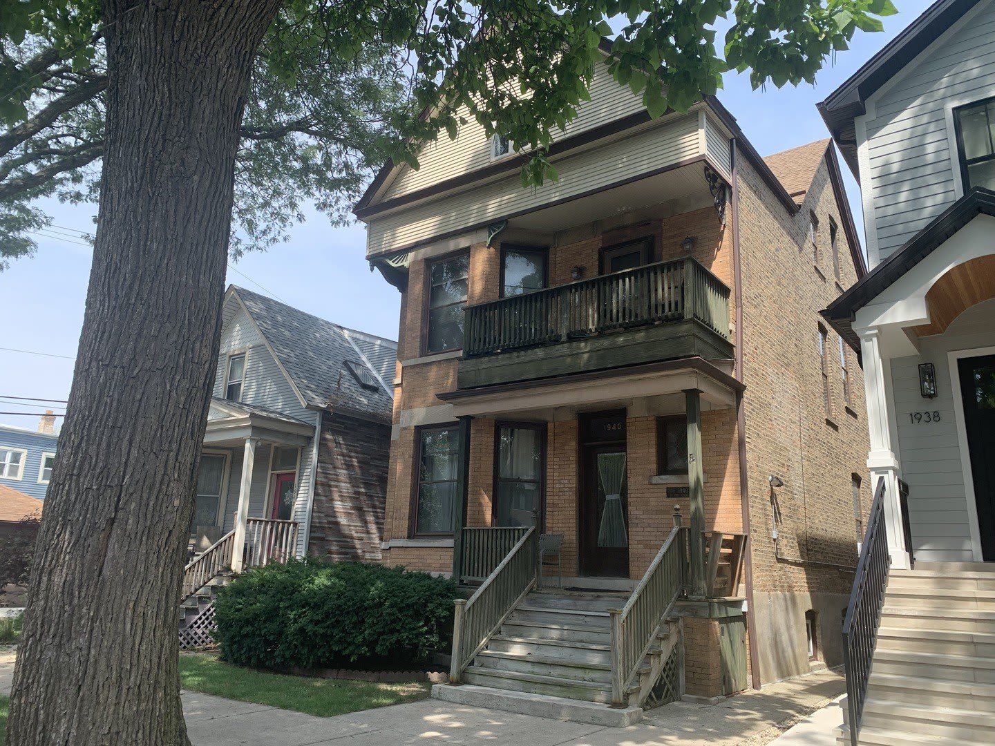 1940 W Eddy Street – photo 1
