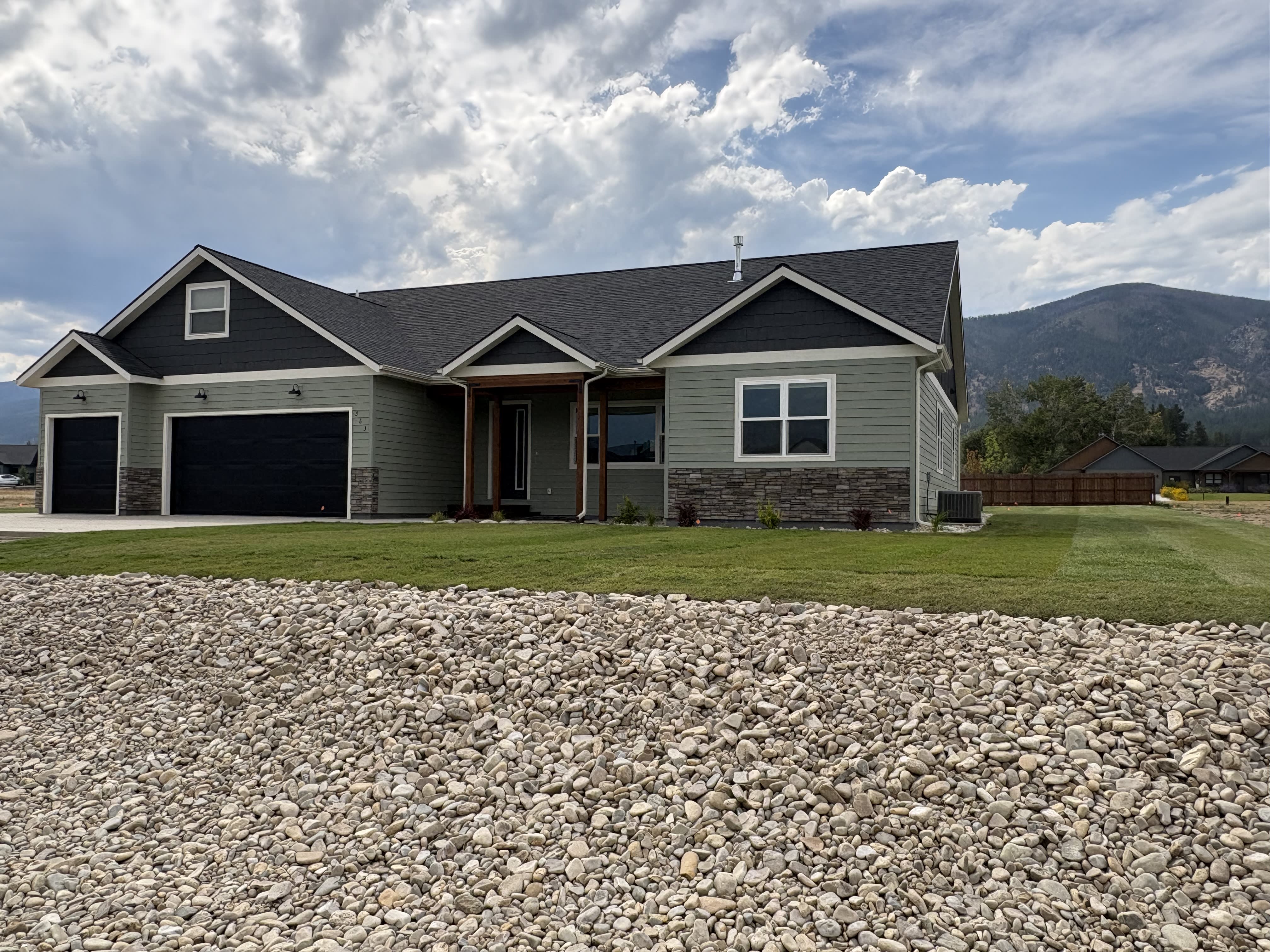 363 Buckaroo Blvd – photo 1