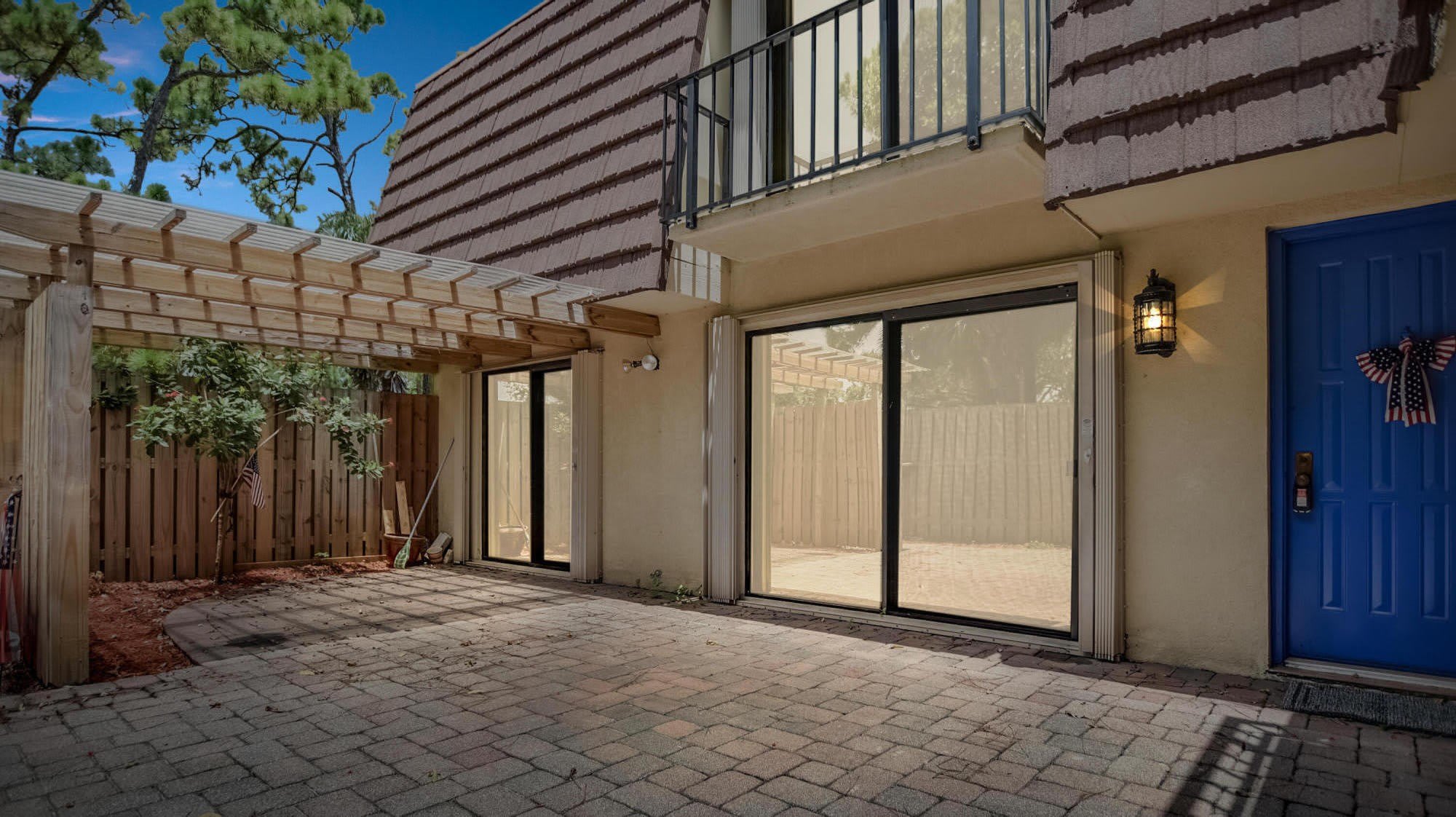 121 1st Lane – photo 2