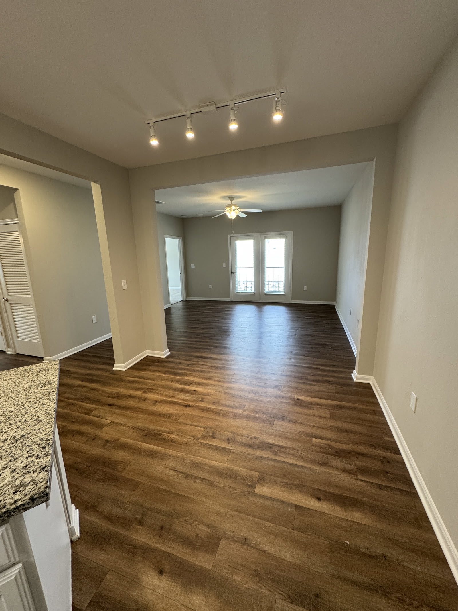 315 Willow Grove Way – photo 4