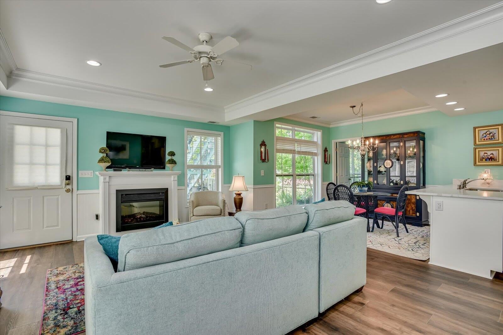 212 Jackson Avenue – photo 1