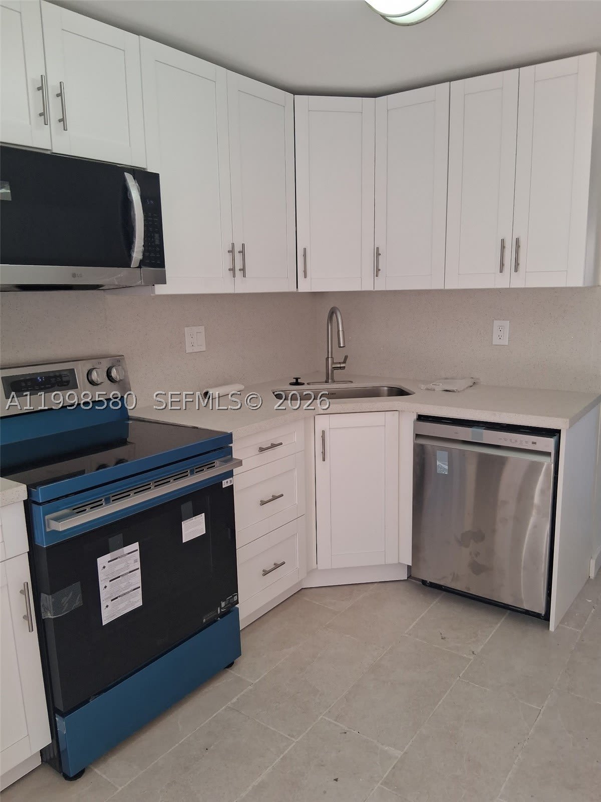 10029 SW 77th Ct – photo 4