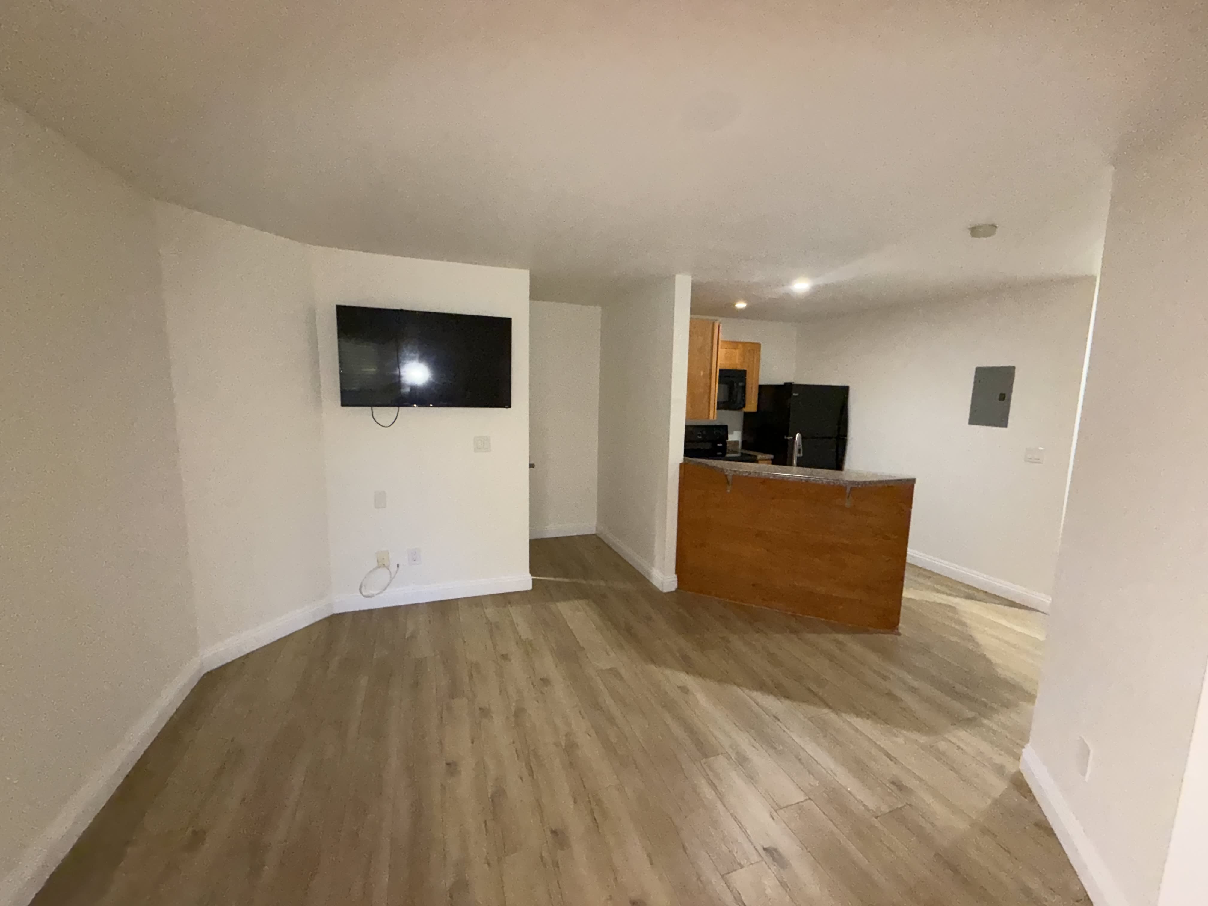 510 Elm Dr Unit 102 – photo 5