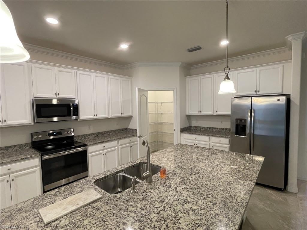 9353 Glenforest Dr – photo 5