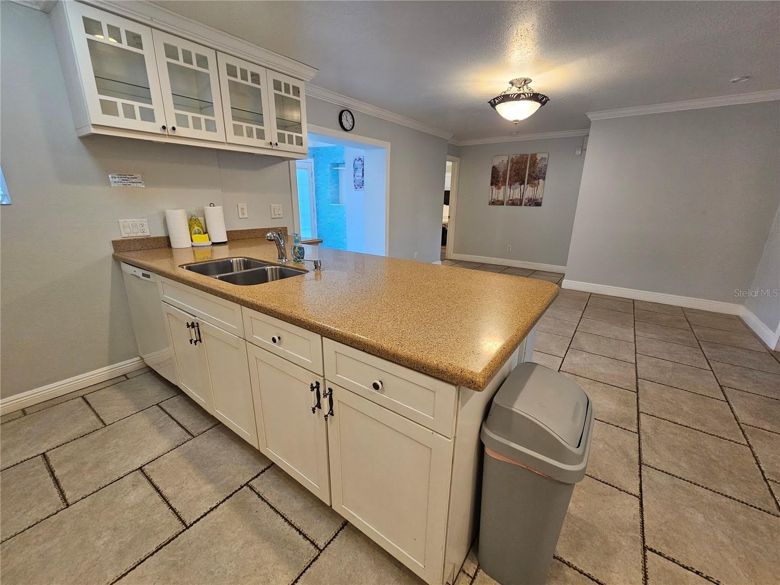 2130 Pinehurst Street – photo 5