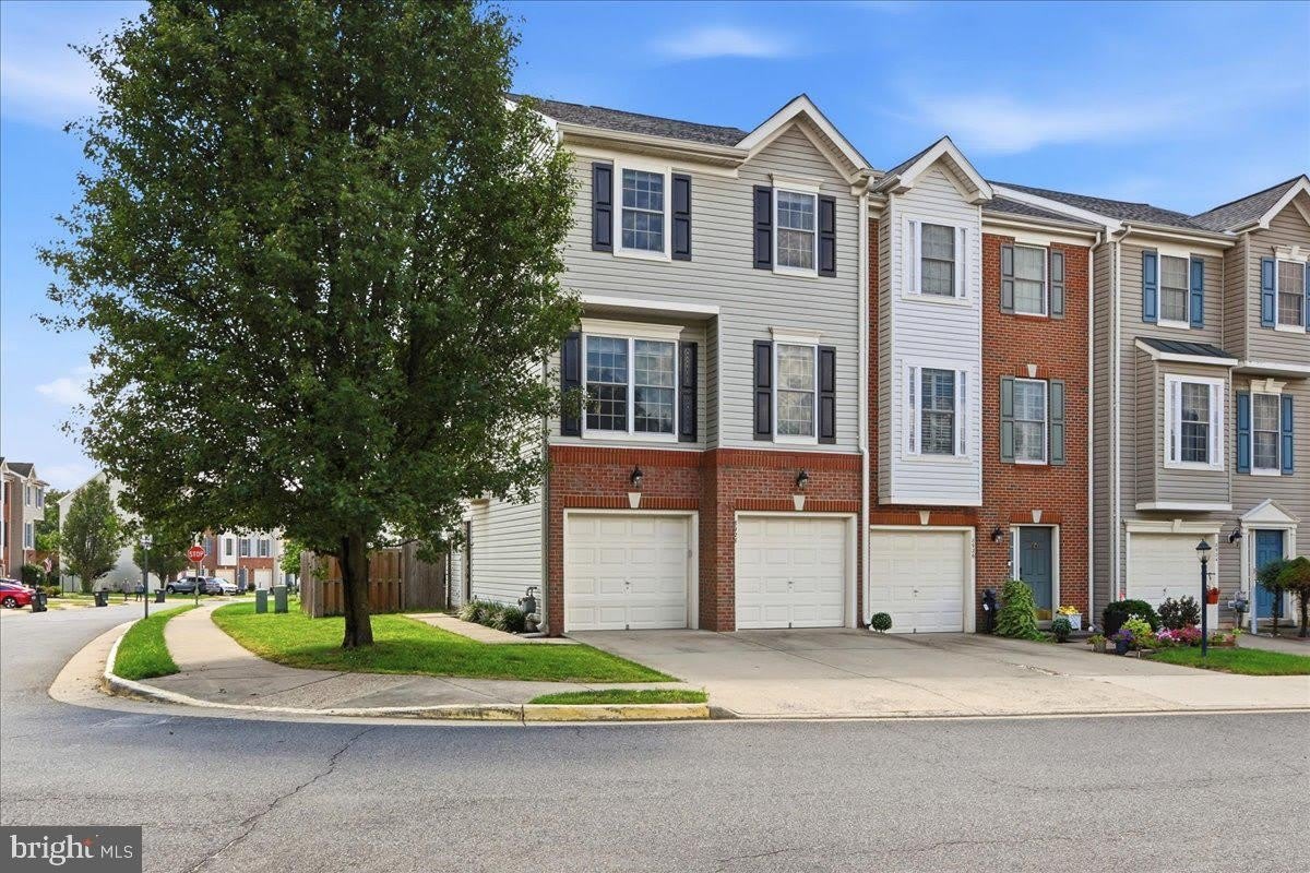8928 BREWER CREEK Place – photo 3