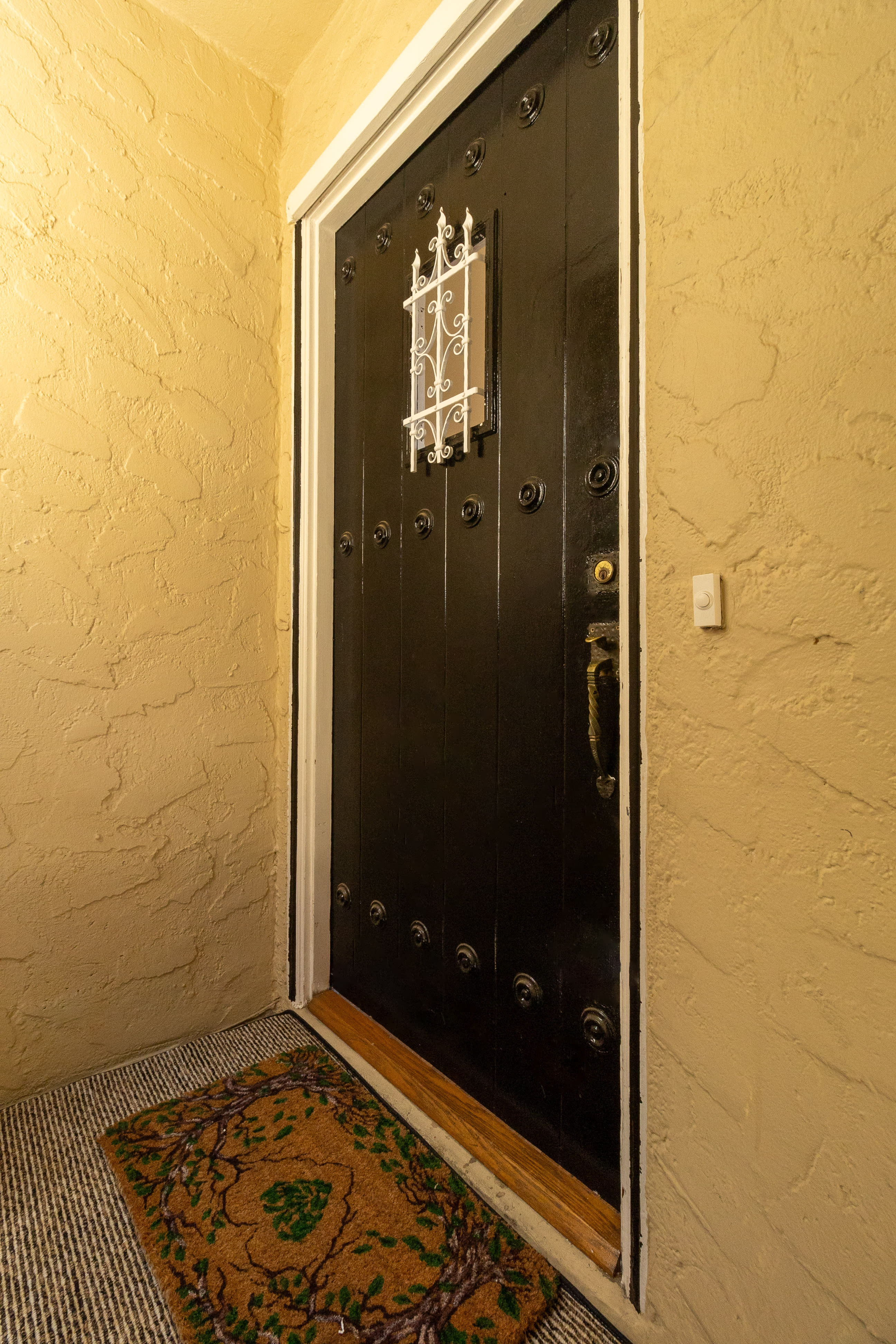 1105 Cloverdale Ave – photo 3