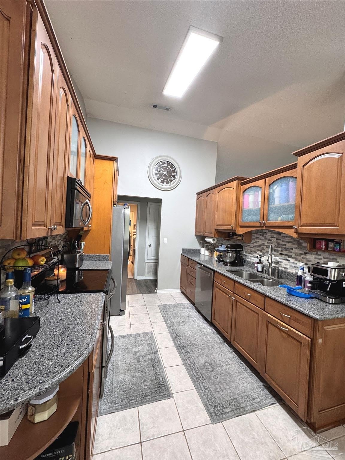 2404 Houston Cir – photo 5