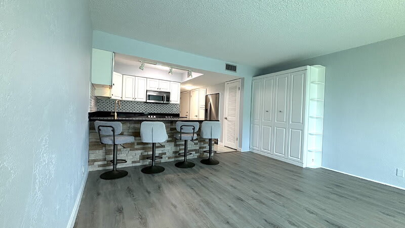 1437 North Atlantic Avenue – photo 2