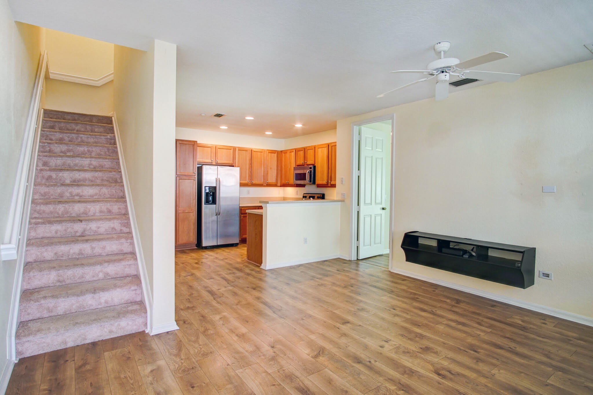 1020 E Longport Circle – photo 3