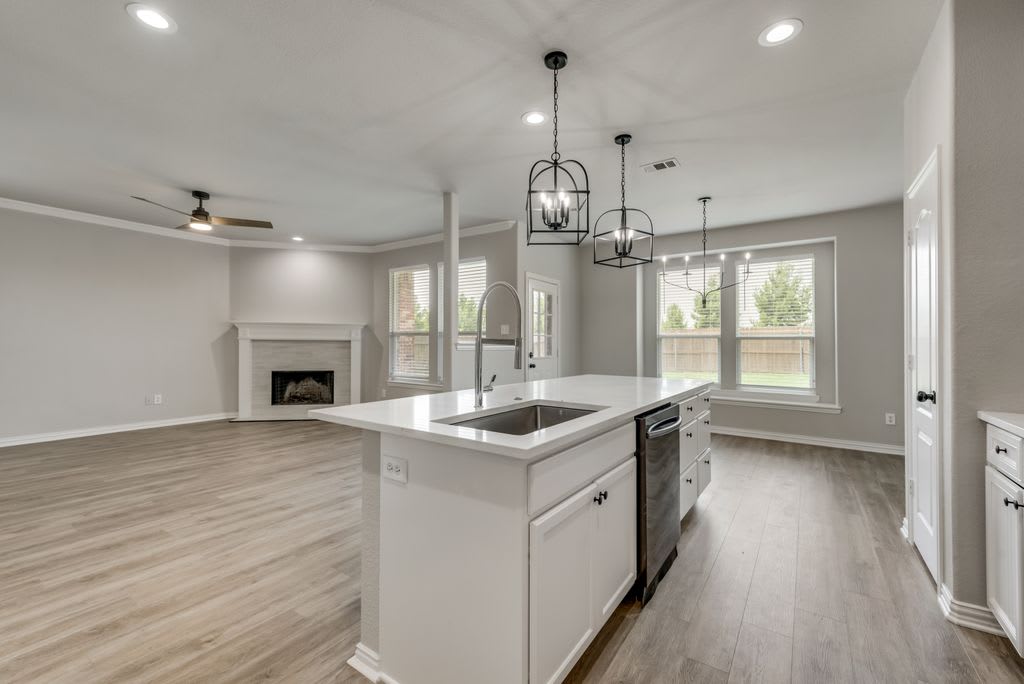 1709 Belton Drive – photo 4