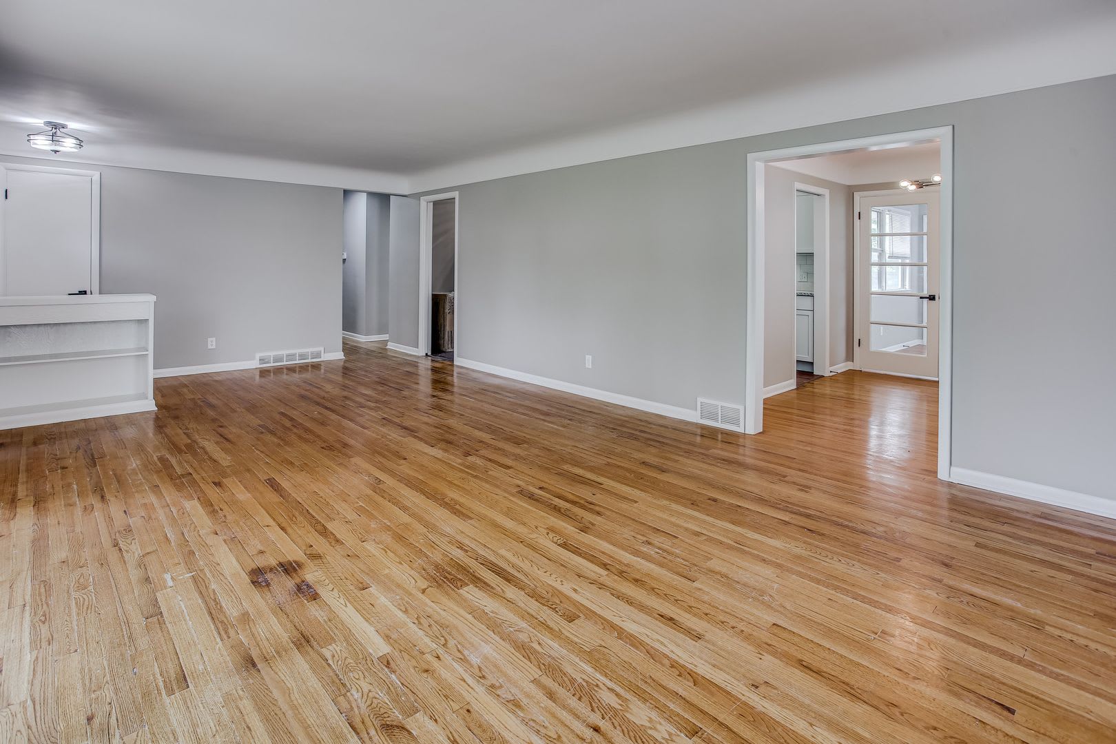 7071 Izard St – photo 4