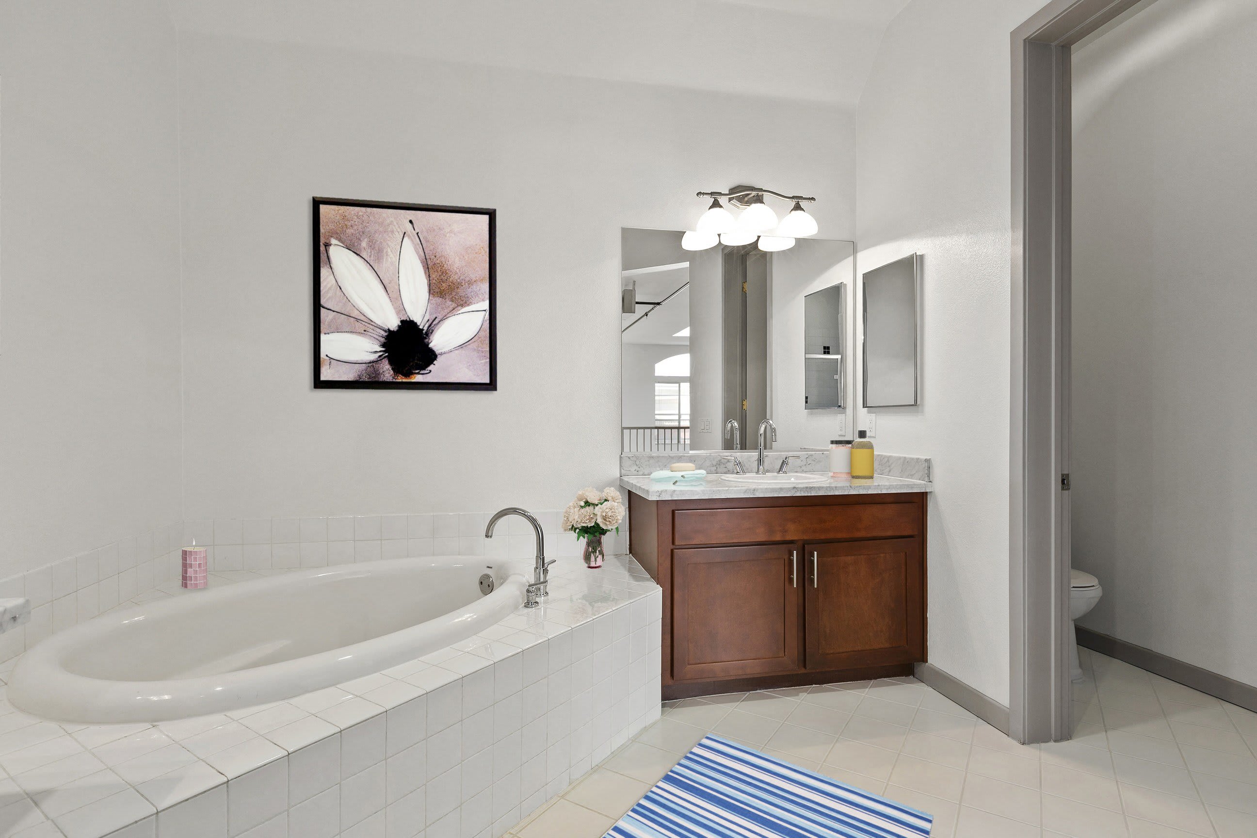 San Pedro Bank Lofts – photo 4