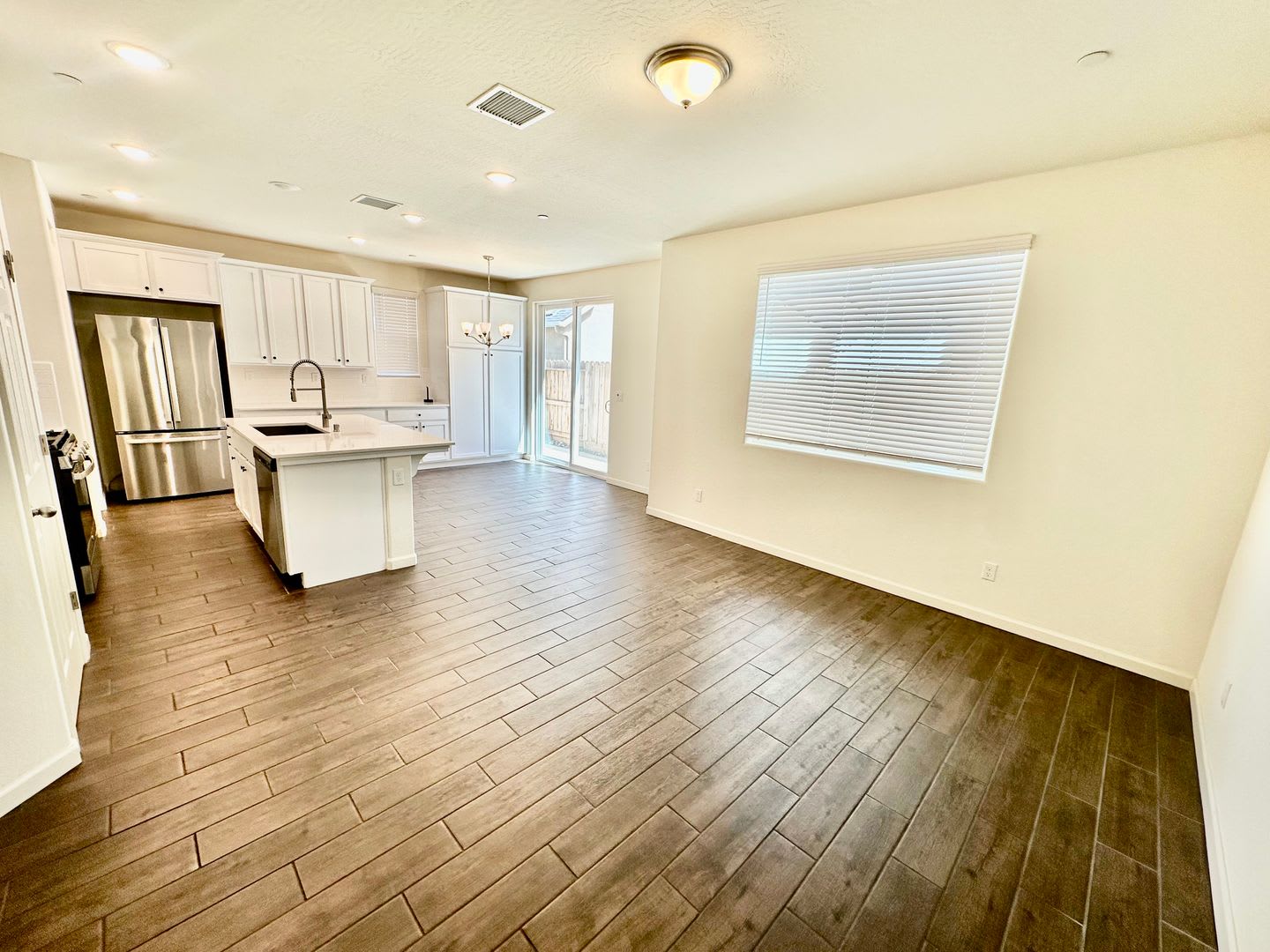 Newly Built 3/3 Wilson Home – photo 3