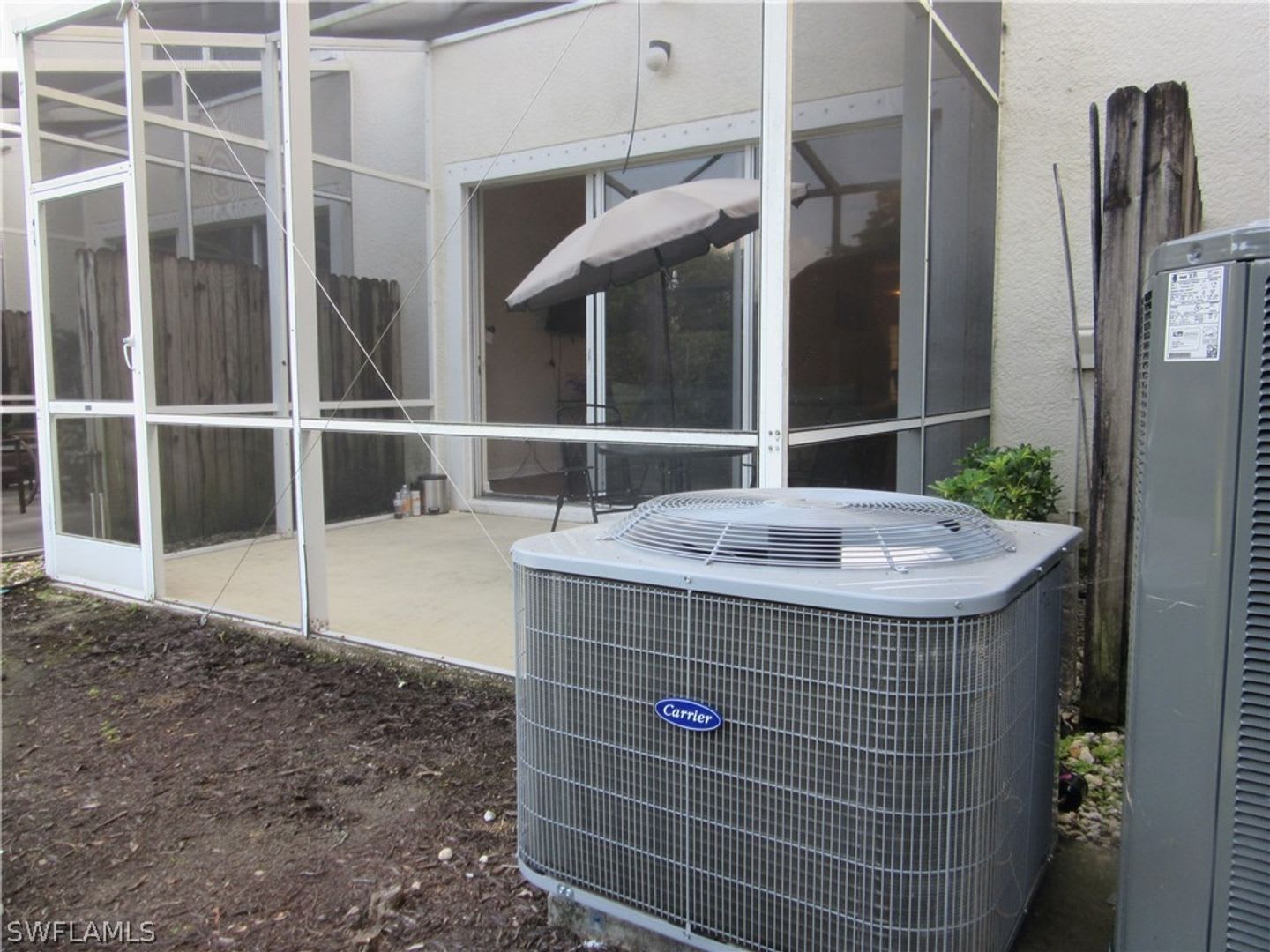 3BR/2.5BA Fort Myers Townhome — 1,634 Sq Ft — $1,800/mo – photo 2