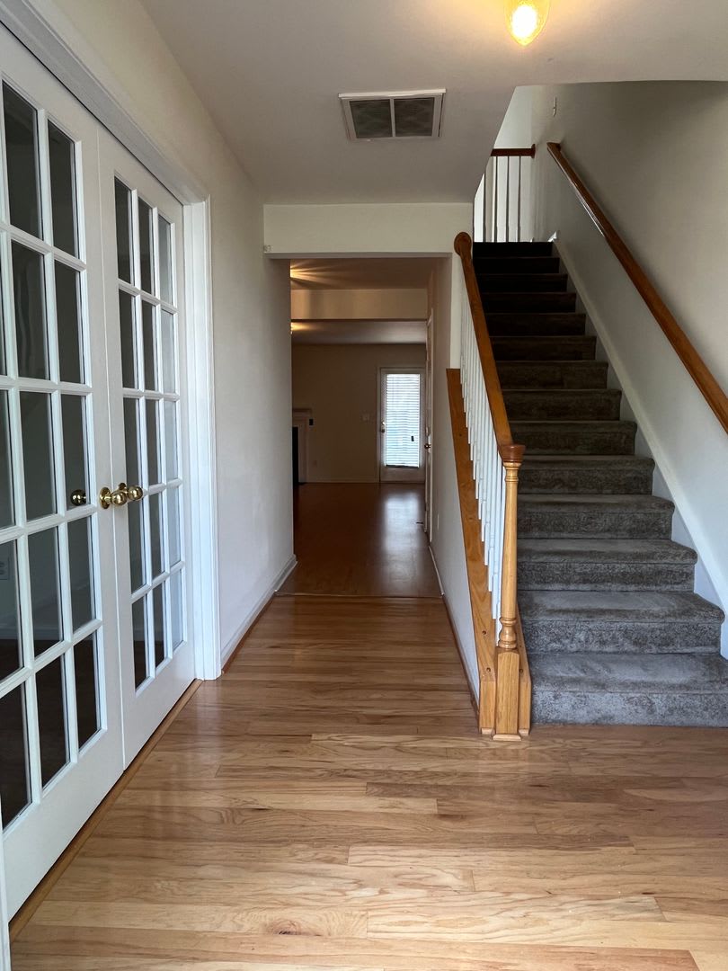 3 Story, 3 Bedroom Townhome in Ballantyne – photo 2