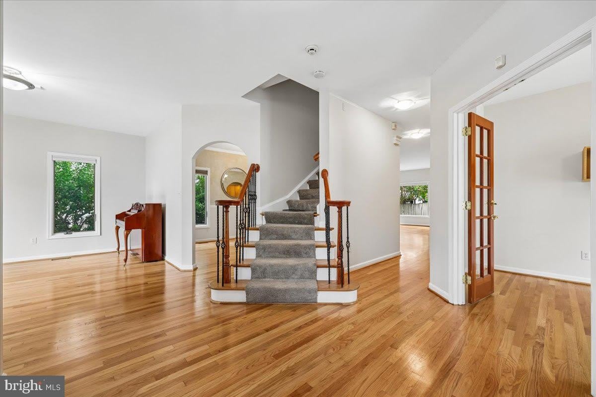 904 LINCOLN Avenue – photo 3