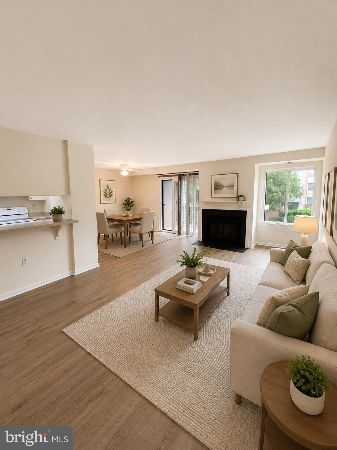1113 CASTLE HARBOUR Way – photo 5