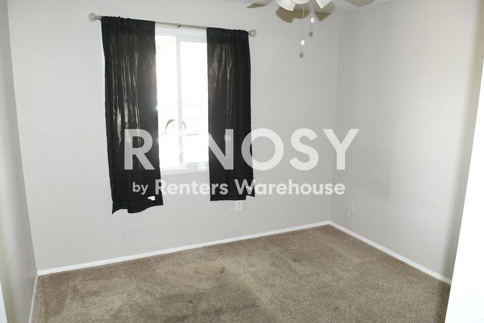 1550 West Pershing Avenue – photo 5