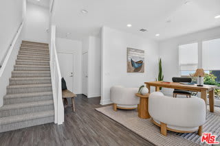 1678 Topanga – photo 4