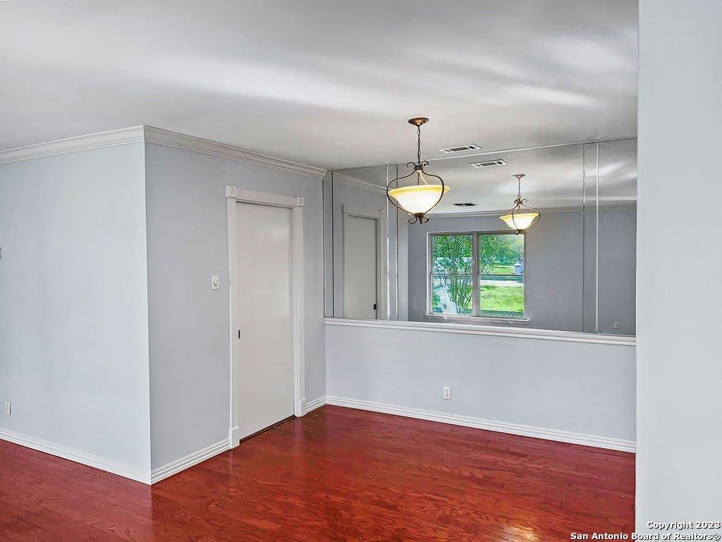521 PASEO CANADA ST – photo 3
