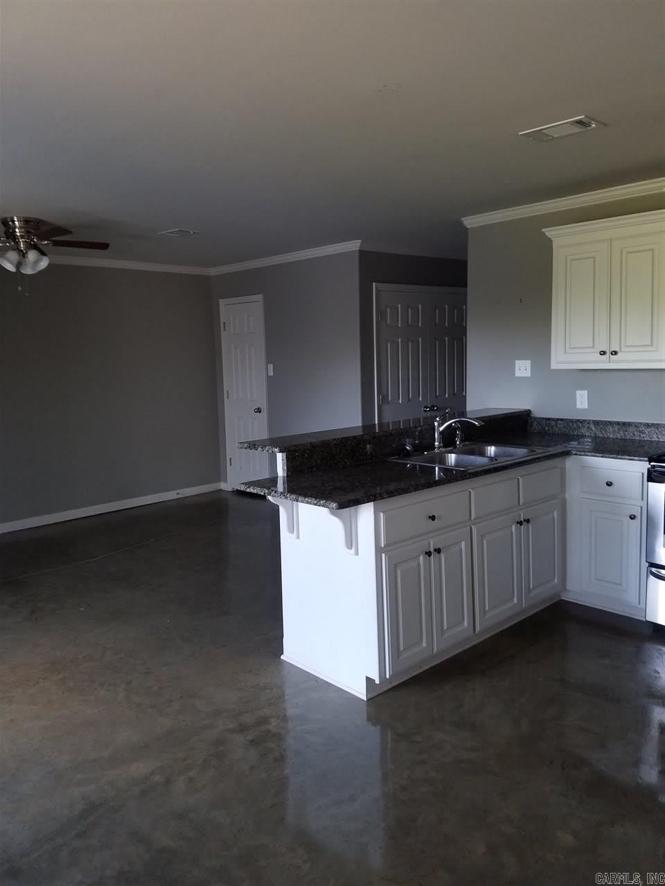 286 Bailey – photo 4