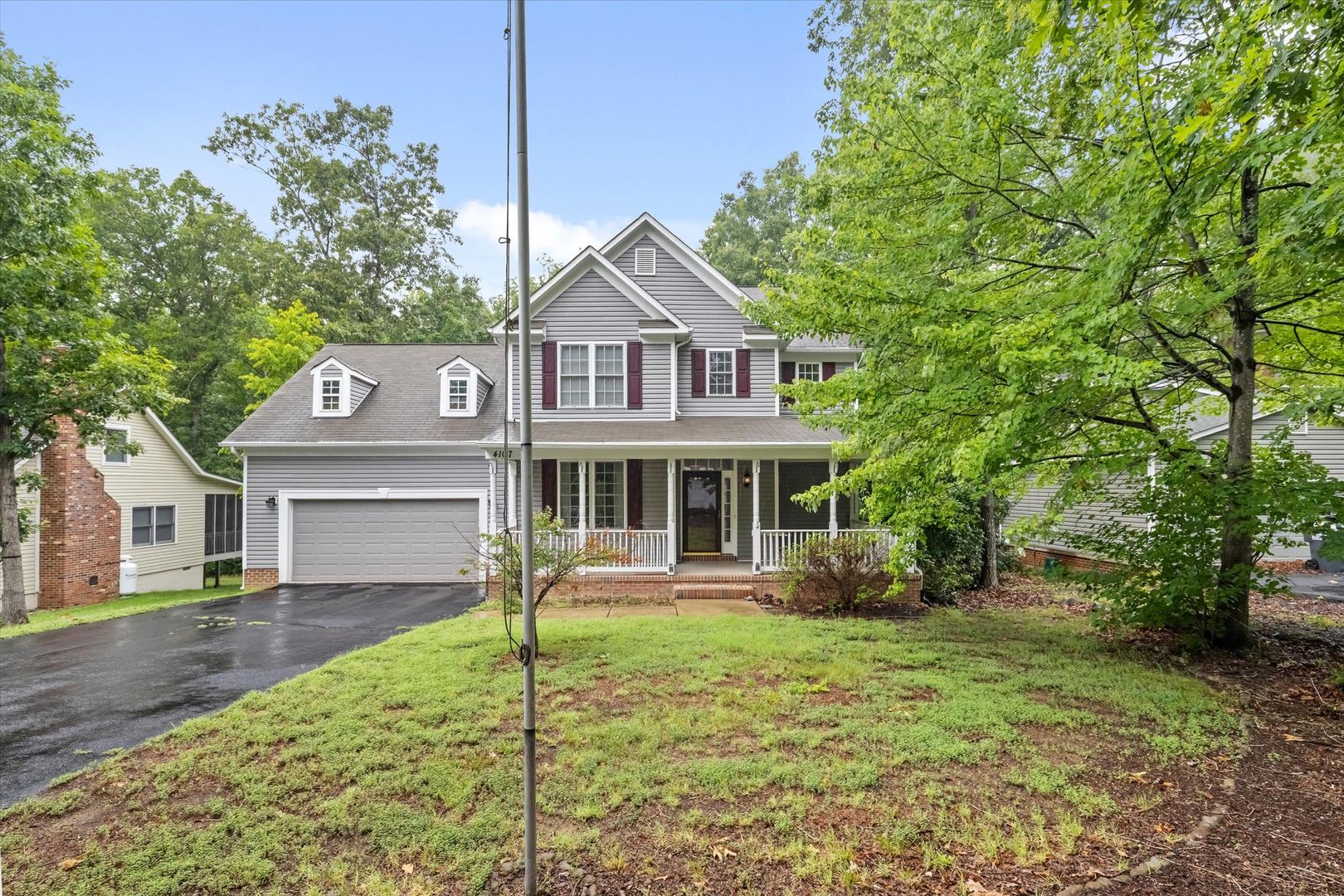 Amenity filled and Gated Community – photo 3