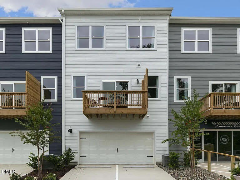 805 Lucky Clover Way – photo 2