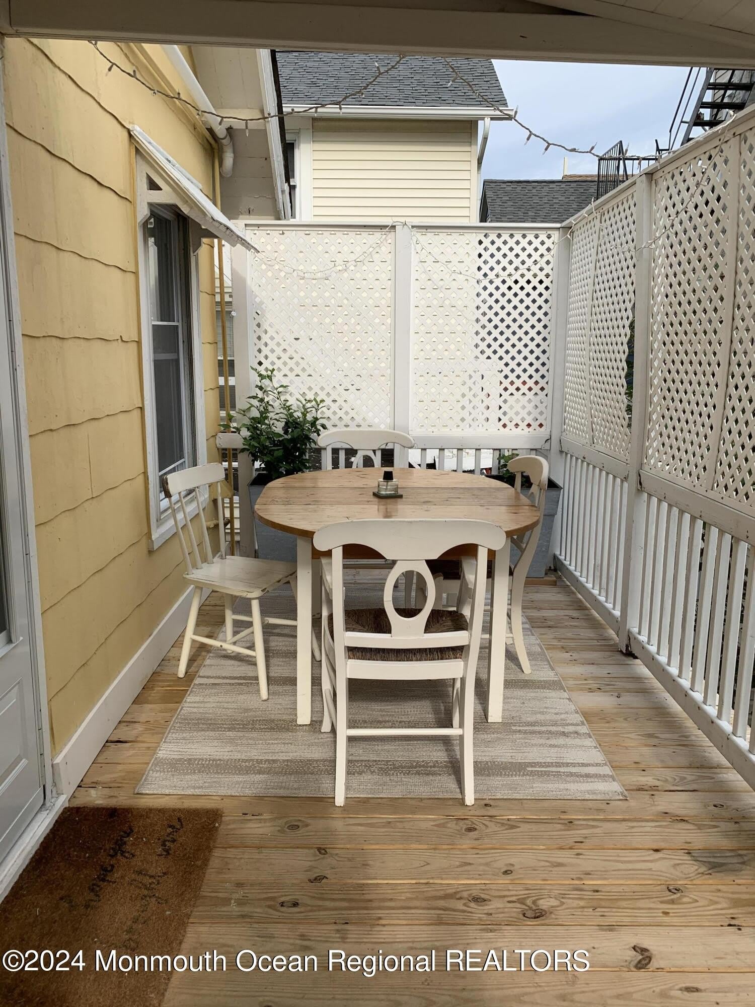 19 Webb Avenue – photo 2