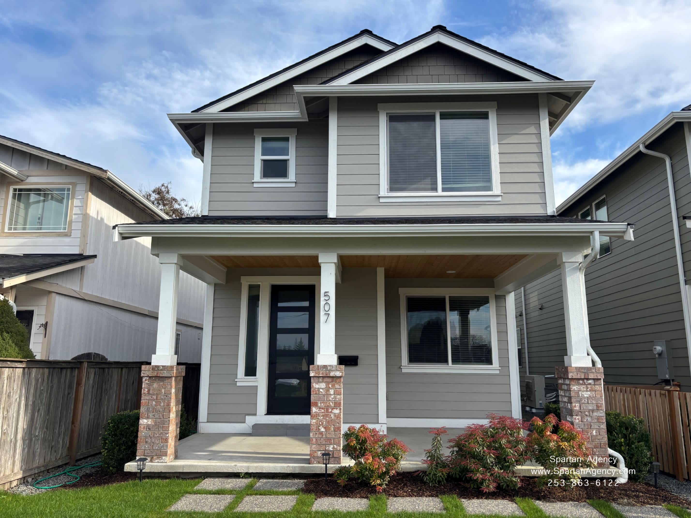 507 15 St Se – photo 1