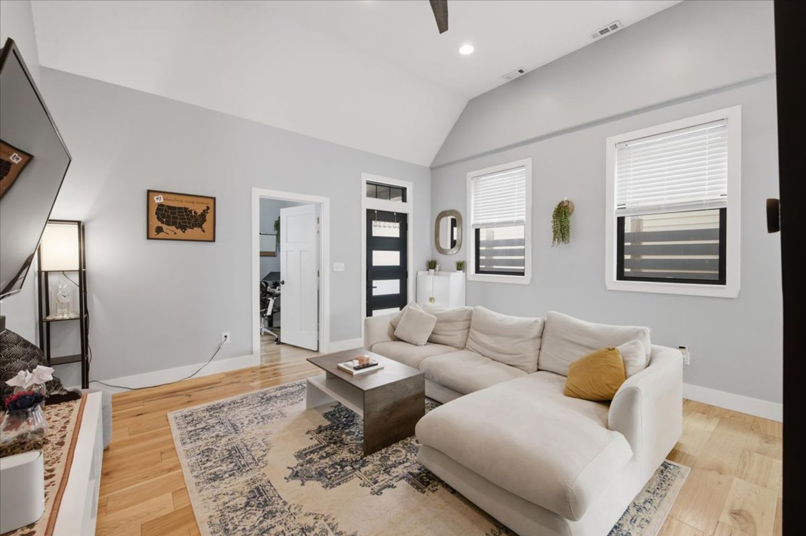 1605 English Avenue – photo 4
