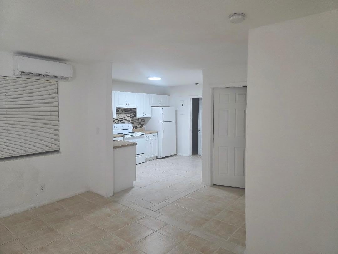 3800 SW 2nd Court – photo 5