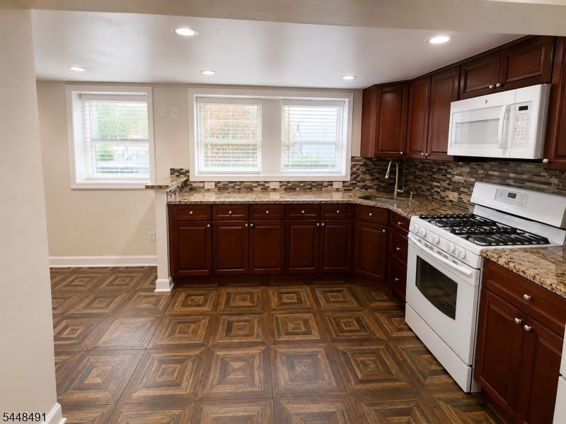 112 Chestnut St – photo 5