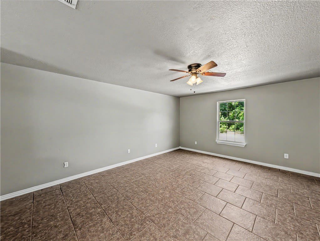 703 W Garland Street – photo 5