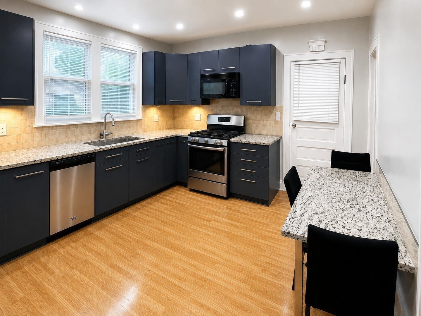 4326 Wesley Terrace – photo 4
