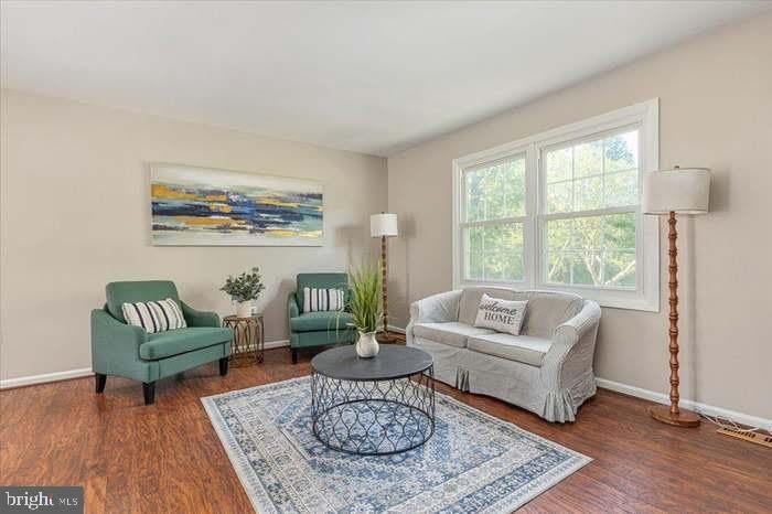 8201 MORNINGSIDE Drive – photo 4