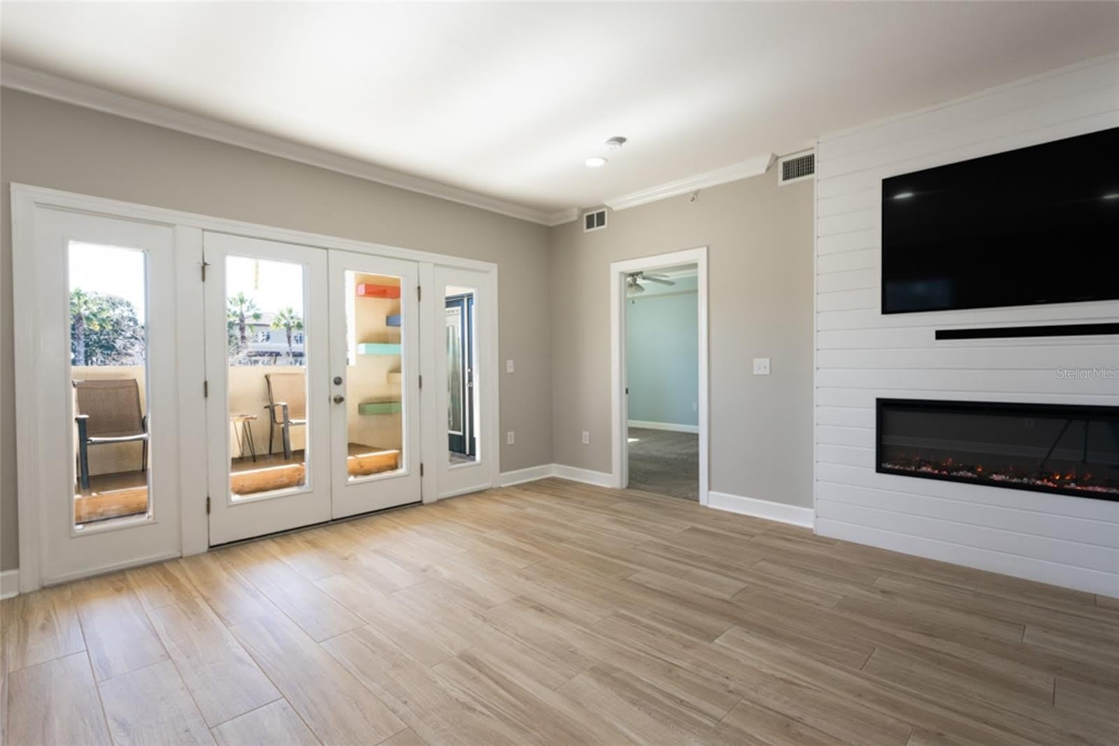 300 BELLA HARBOR Court – photo 3
