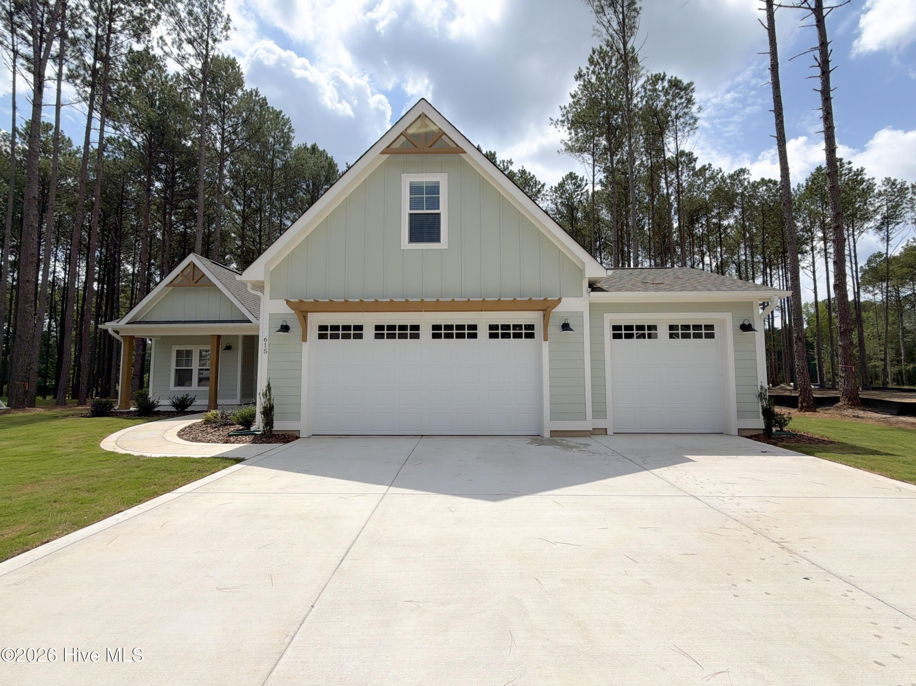 615 Gregory Street – photo 2