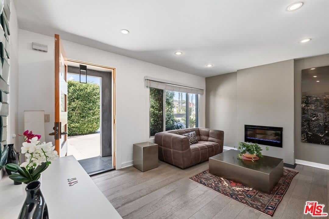 6440 W 87th Pl – photo 2