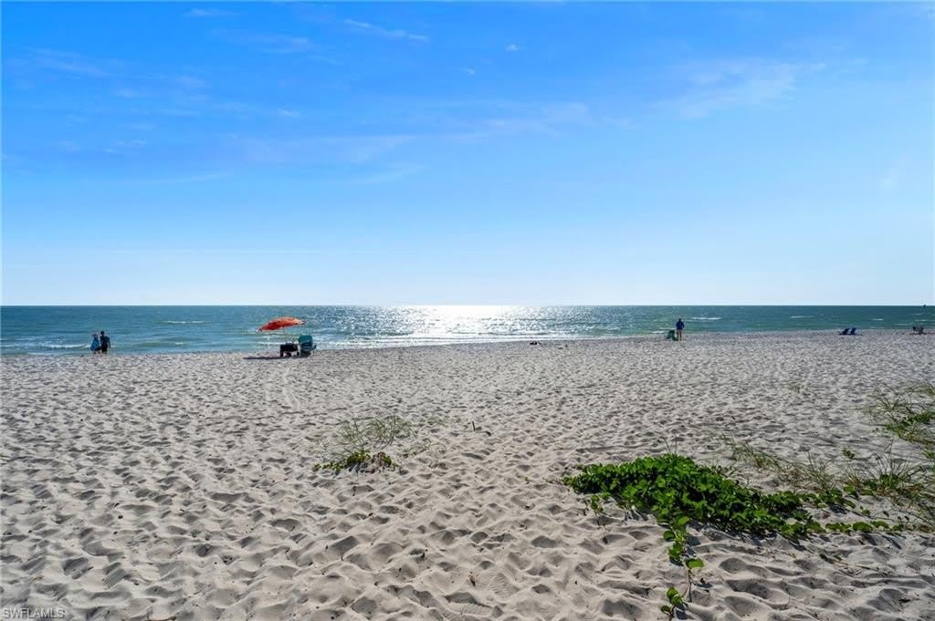 1950 Gulf Shore Blvd N – photo 3
