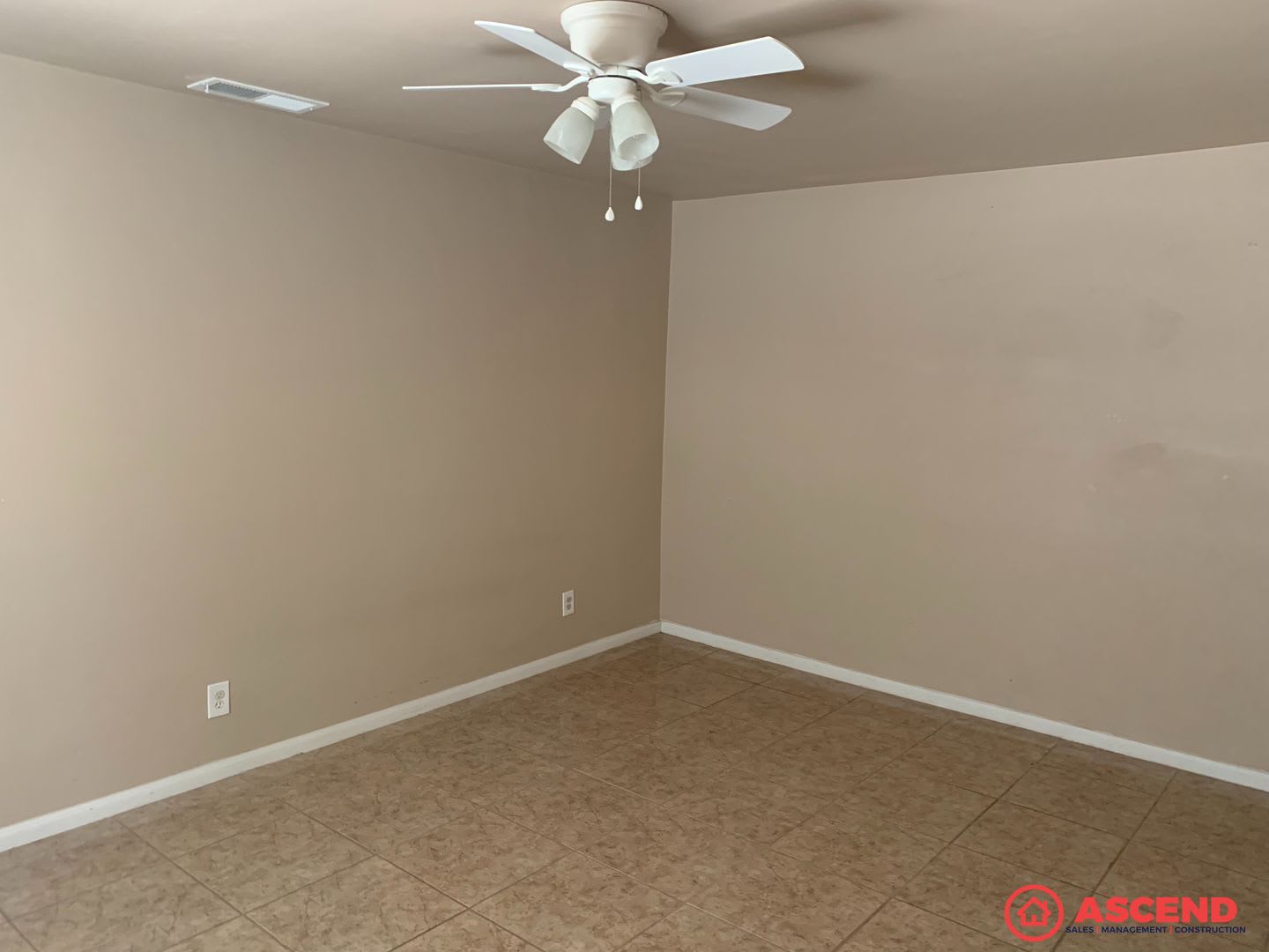 Charming 4-Bed Rental with Bonus Space & Room to Grow – photo 5