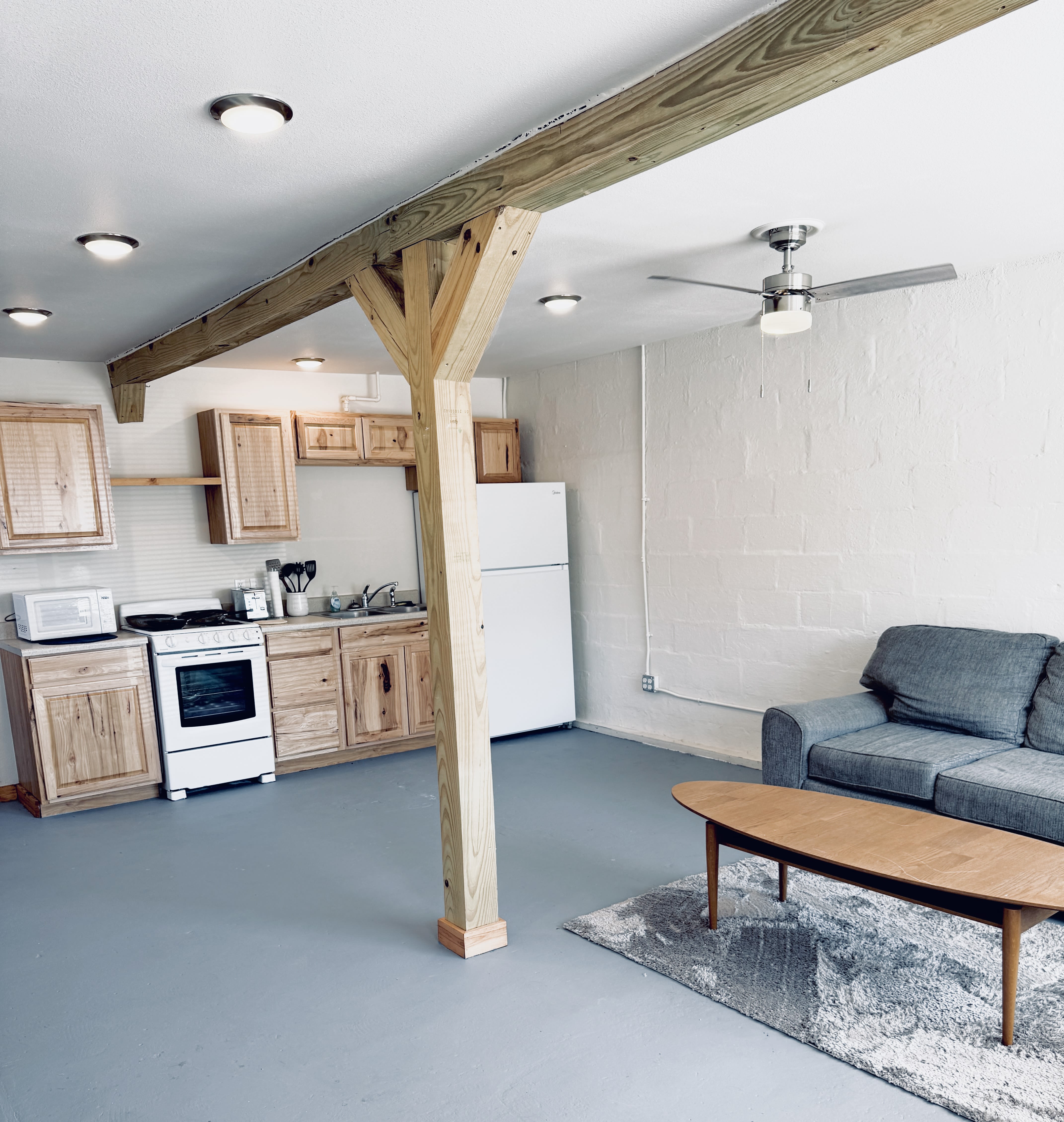 102 W Morgan St – photo 1